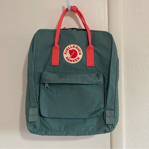 Fjallraven Kanken Backpack Classic Green Orange with Organizer Insert
